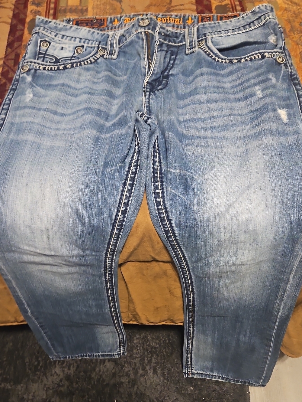 Rock Revival Men’s Light Blue Straight Jeans with Contrast Stitching